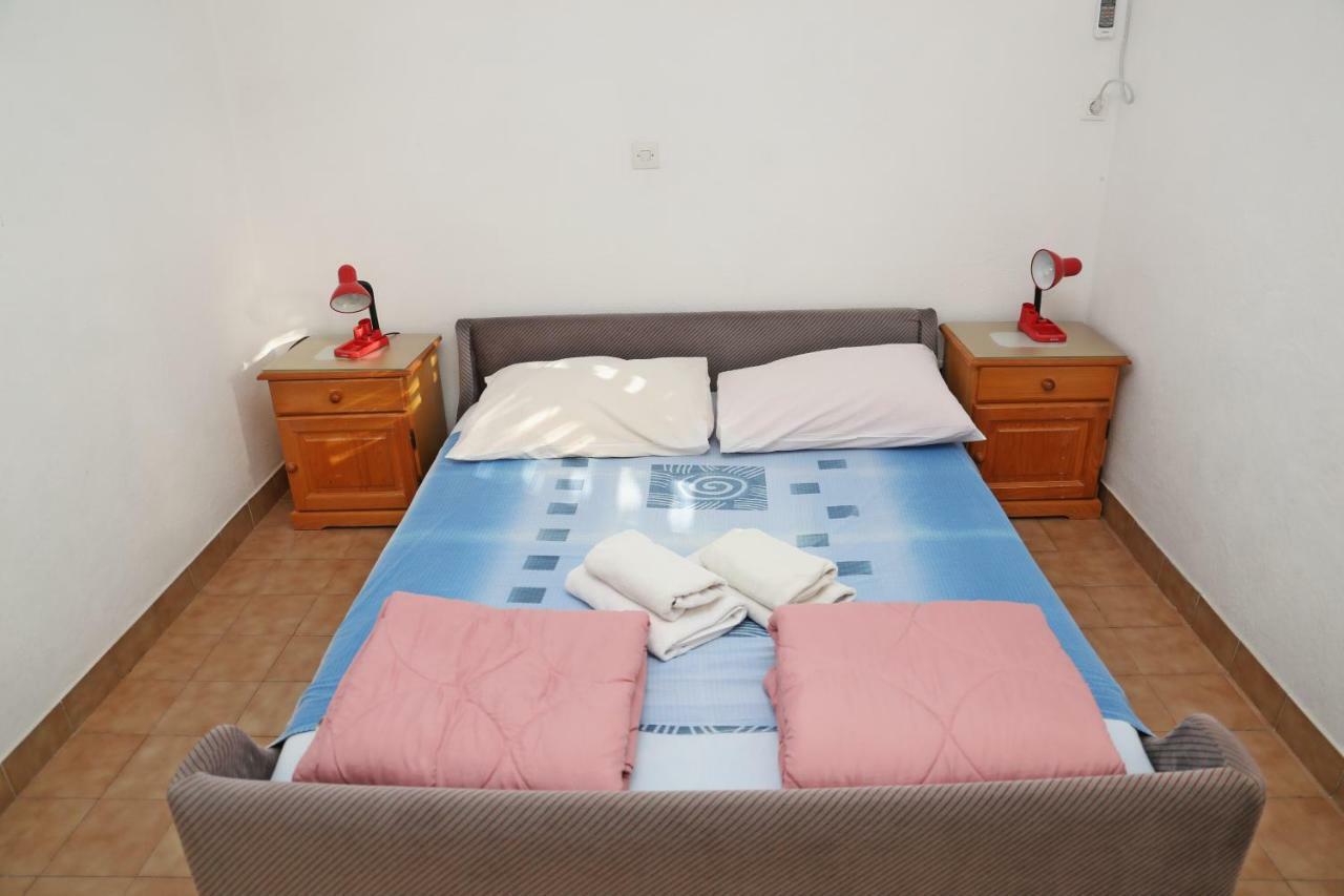 Apartments Katica Lumbarda Zewnętrze zdjęcie