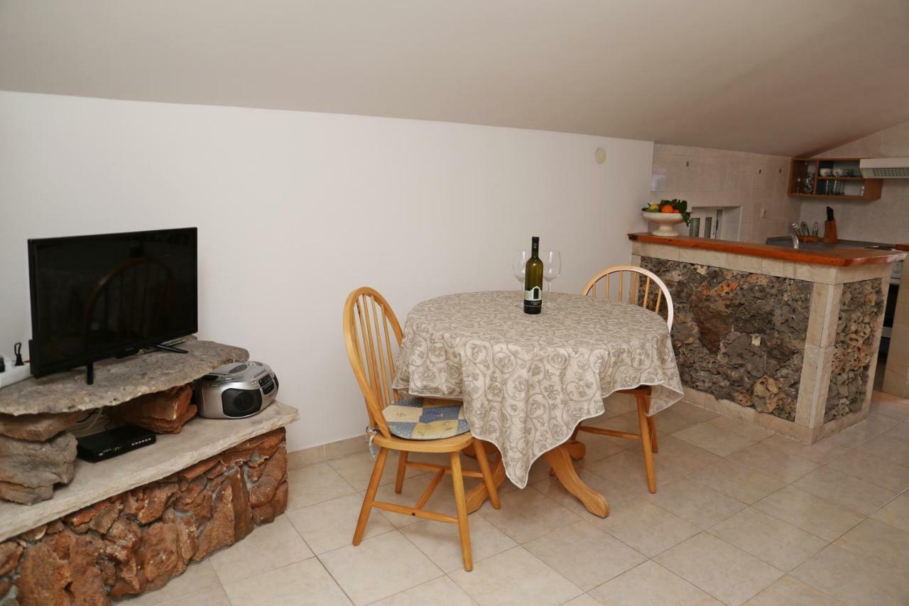 Apartments Katica Lumbarda Zewnętrze zdjęcie