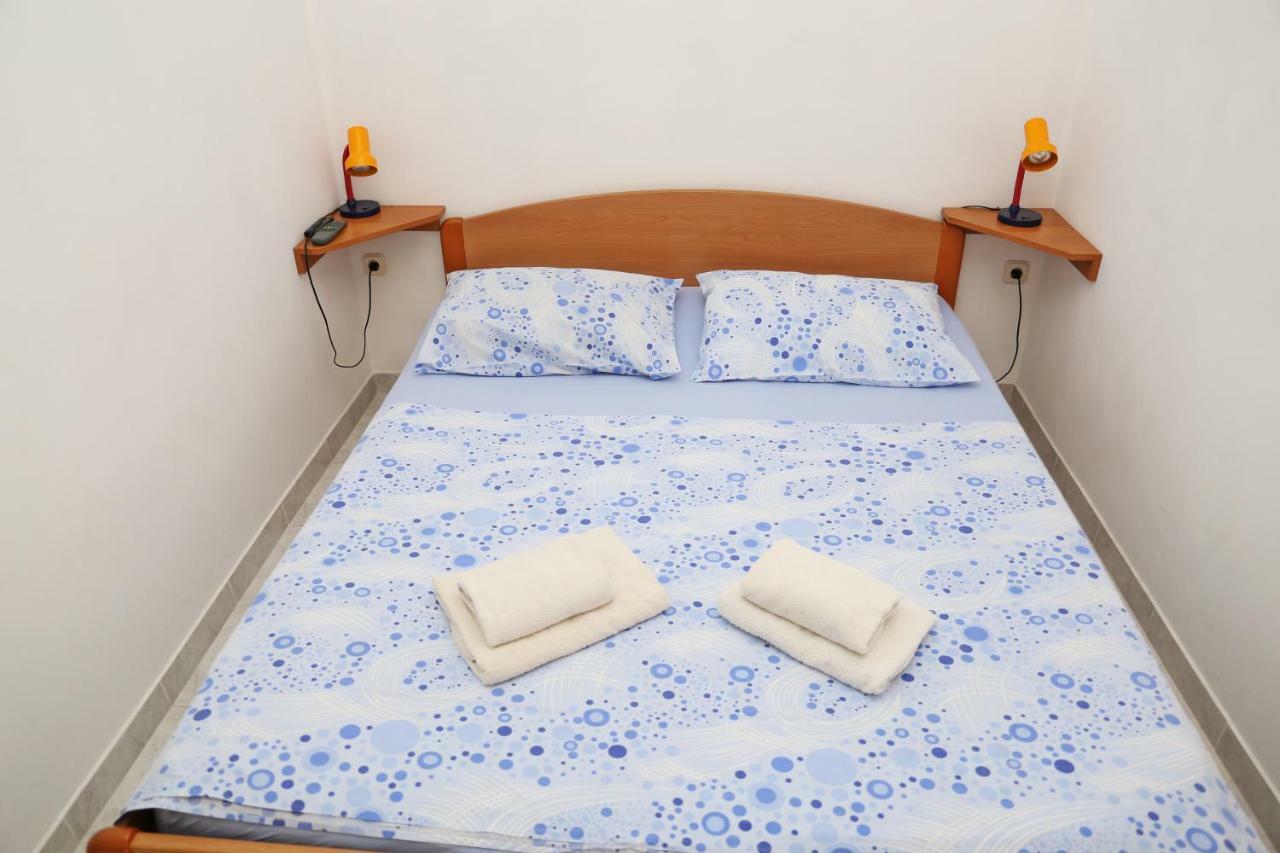 Apartments Katica Lumbarda Zewnętrze zdjęcie
