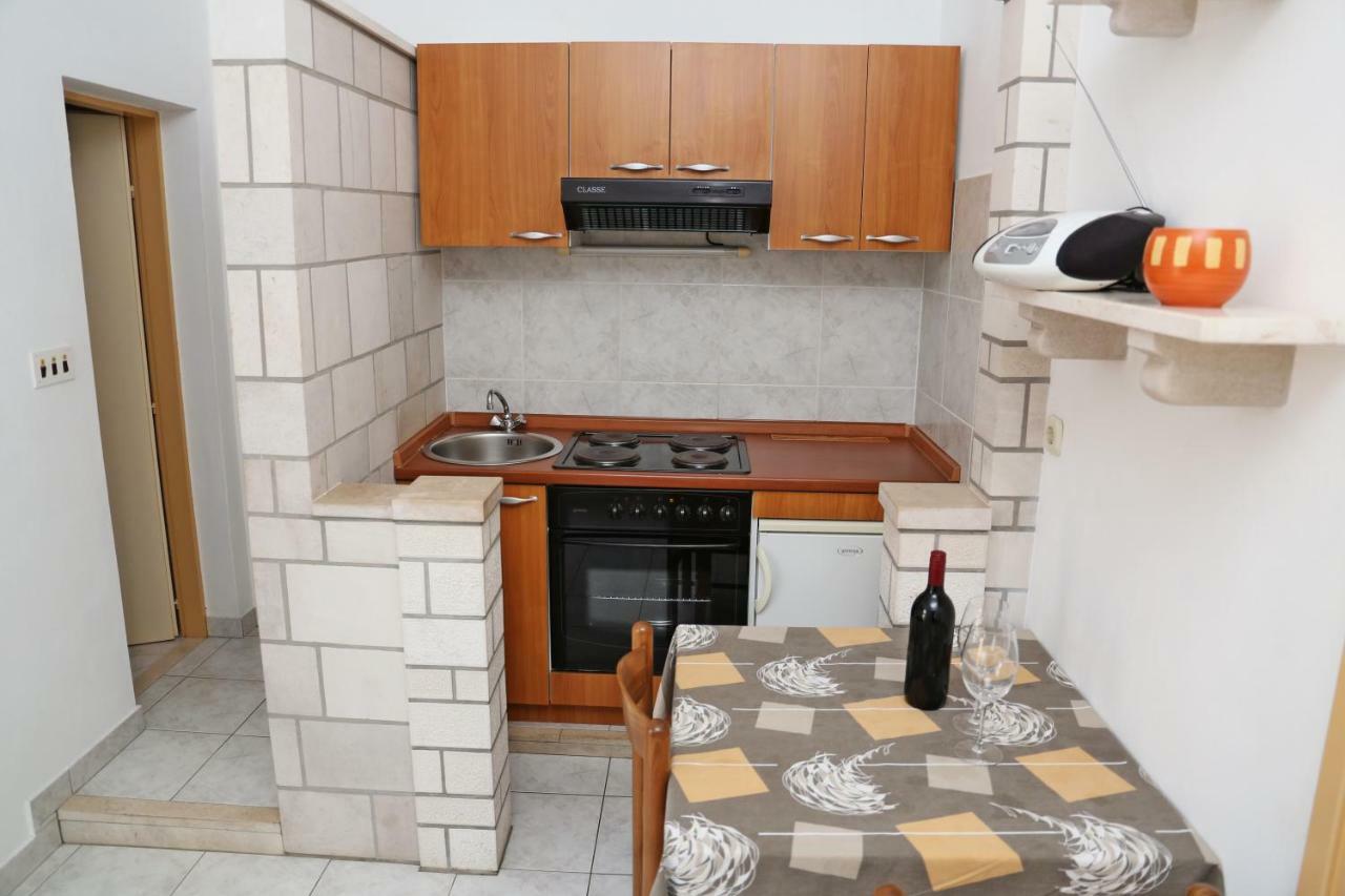 Apartments Katica Lumbarda Zewnętrze zdjęcie